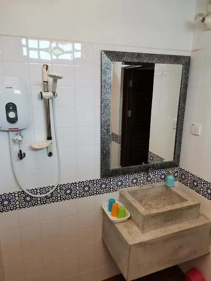 Homestay Rangoon Residences + George Town