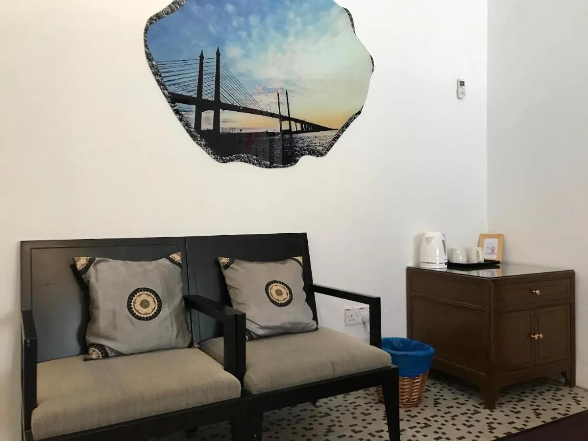 Homestay Rangoon Residences + George Town